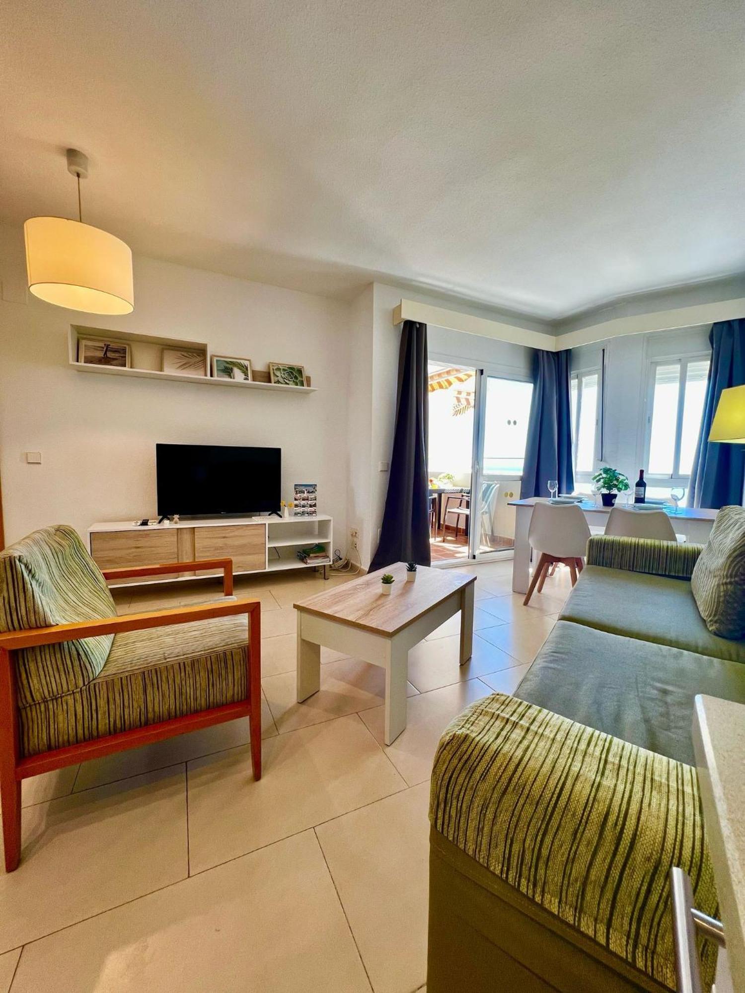 Frontal Sea View Apartment Benalbeach Benalmádena Exteriér fotografie