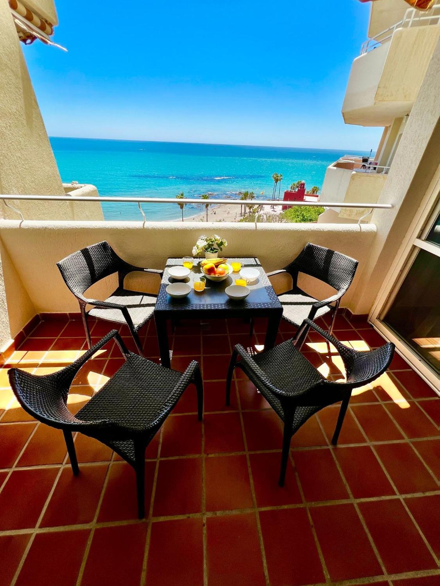 Frontal Sea View Apartment Benalbeach Benalmádena Exteriér fotografie