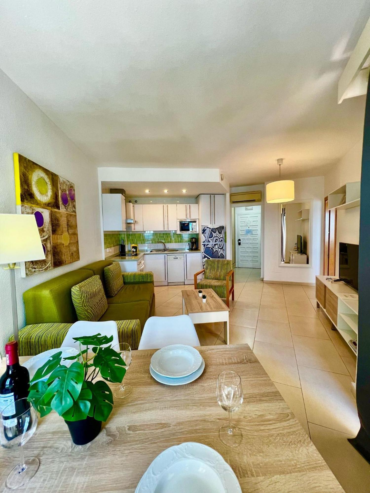 Frontal Sea View Apartment Benalbeach Benalmádena Exteriér fotografie